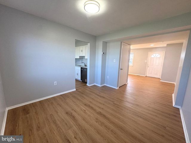 17 HOLLAND HILL, Catonsville, MD 21228