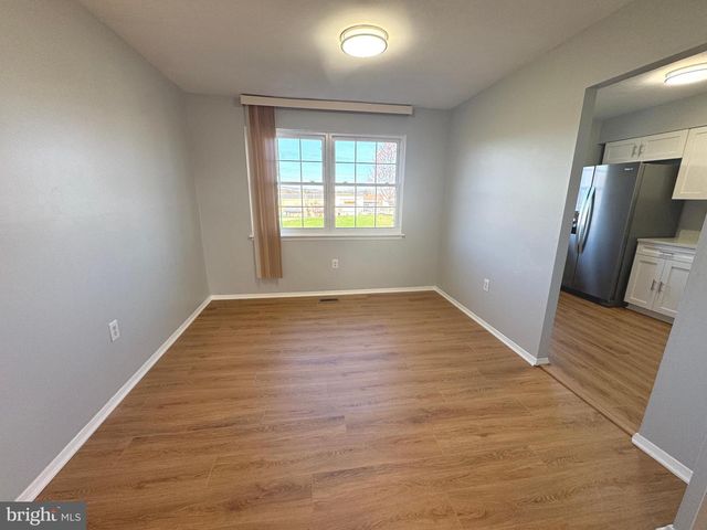 17 HOLLAND HILL, Catonsville, MD 21228