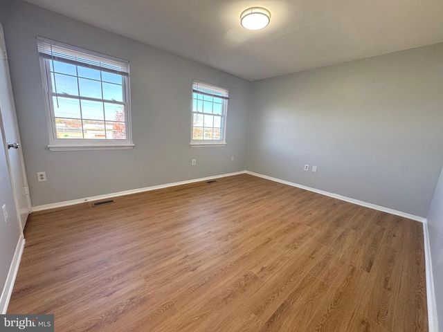 17 HOLLAND HILL, Catonsville, MD 21228