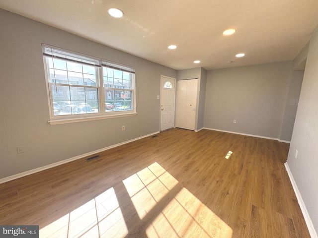 17 HOLLAND HILL, Catonsville, MD 21228