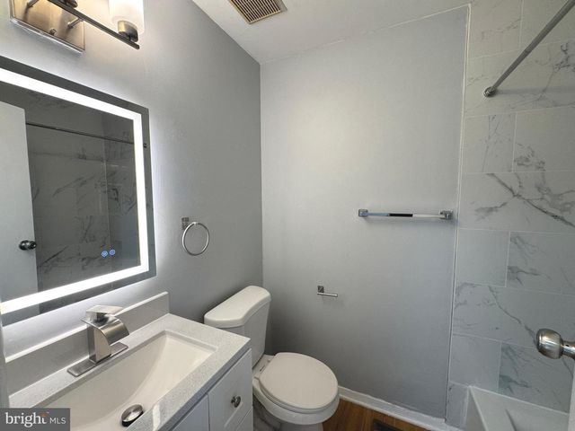 17 HOLLAND HILL, Catonsville, MD 21228