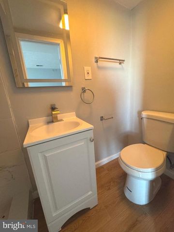 17 HOLLAND HILL, Catonsville, MD 21228