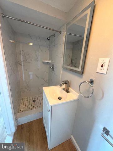 17 HOLLAND HILL, Catonsville, MD 21228