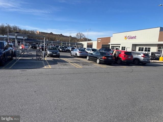 17 HOLLAND HILL, Catonsville, MD 21228