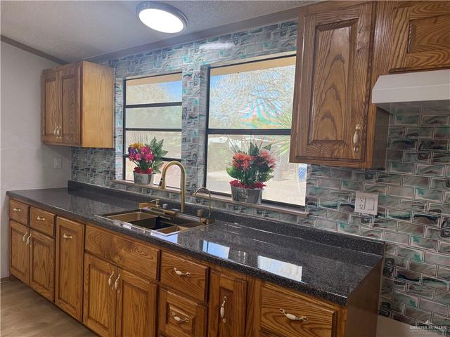 9401 N 10th Street 3, Mcallen, TX 78504