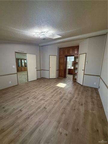 9401 N 10th Street 3, Mcallen, TX 78504