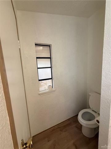 9401 N 10th Street 3, Mcallen, TX 78504