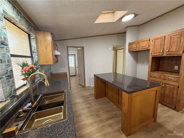 9401 N 10th Street 3, Mcallen, TX 78504