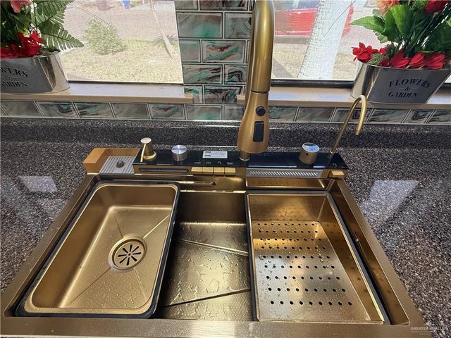 9401 N 10th Street 3, Mcallen, TX 78504