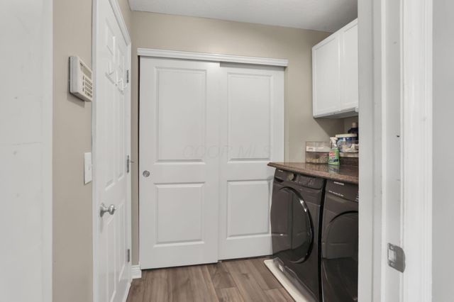 4544 Snowy Meadow Drive, Grove City, OH 43123