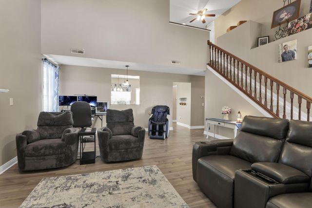4544 Snowy Meadow Drive, Grove City, OH 43123