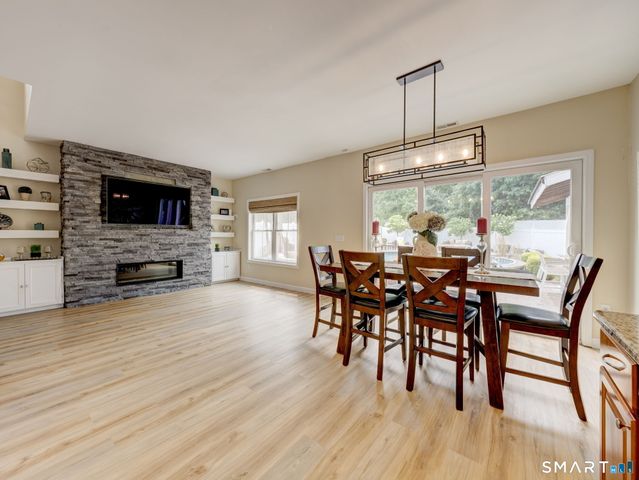 25 Sutton Road, Rocky Hill, CT 06067