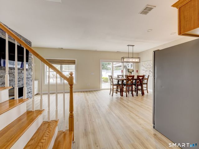 25 Sutton Road, Rocky Hill, CT 06067