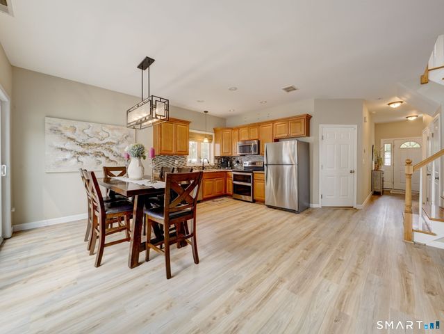25 Sutton Road, Rocky Hill, CT 06067