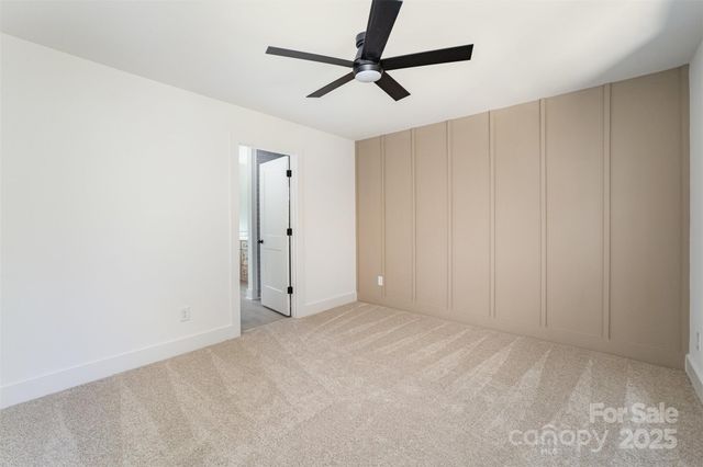 606 6th Street Court NW, Hickory, NC 28613