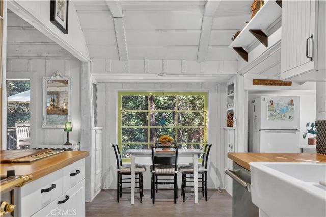 27000 State Highway 189, Blue Jay, CA 92317