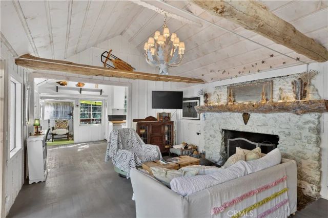 27000 State Highway 189, Blue Jay, CA 92317