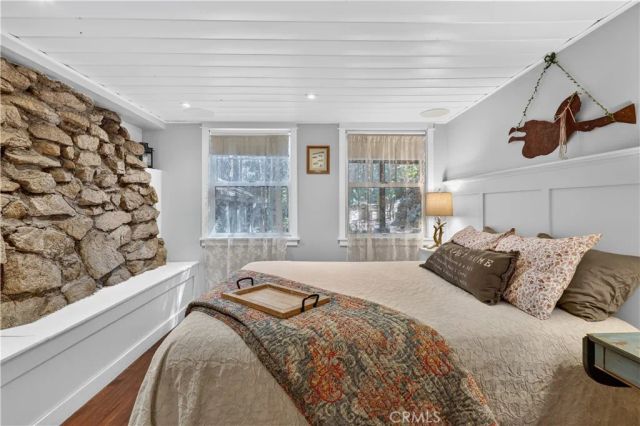 27000 State Highway 189, Blue Jay, CA 92317