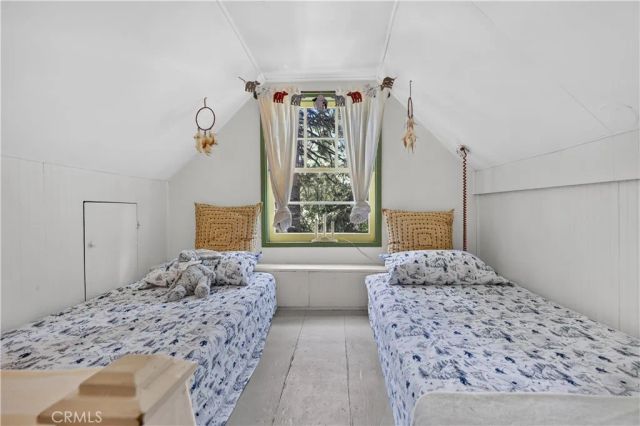 27000 State Highway 189, Blue Jay, CA 92317