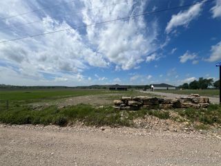 16981 W 828 Road, Tahlequah, OK 74464