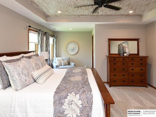 1620 S 179th Avenue, Omaha, NE 68130