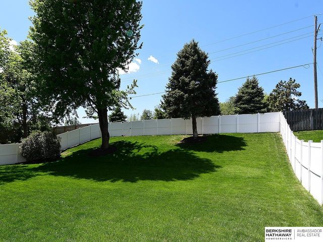 1620 S 179th Avenue, Omaha, NE 68130
