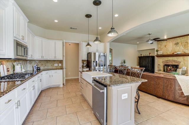 813 Folsom CV, Round Rock, TX 78681