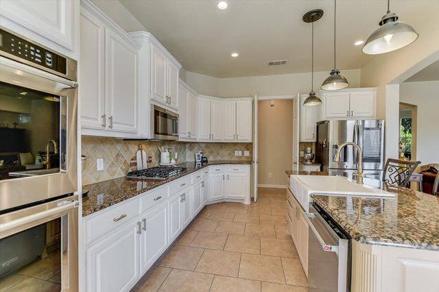 813 Folsom CV, Round Rock, TX 78681