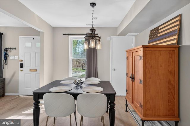 3037 HARBOUR DR, Palmyra, NJ 08065