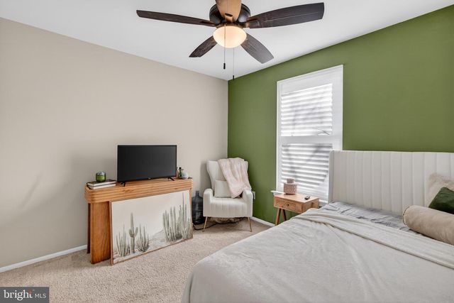 3037 HARBOUR DR, Palmyra, NJ 08065