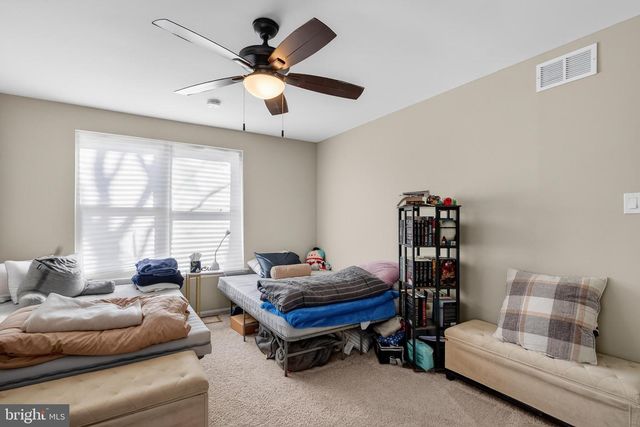 3037 HARBOUR DR, Palmyra, NJ 08065