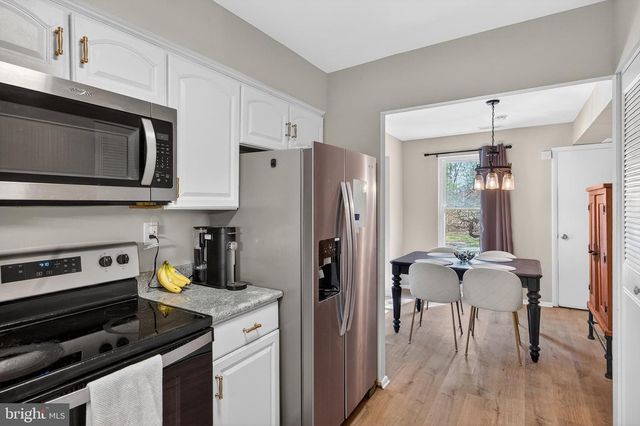 3037 HARBOUR DR, Palmyra, NJ 08065