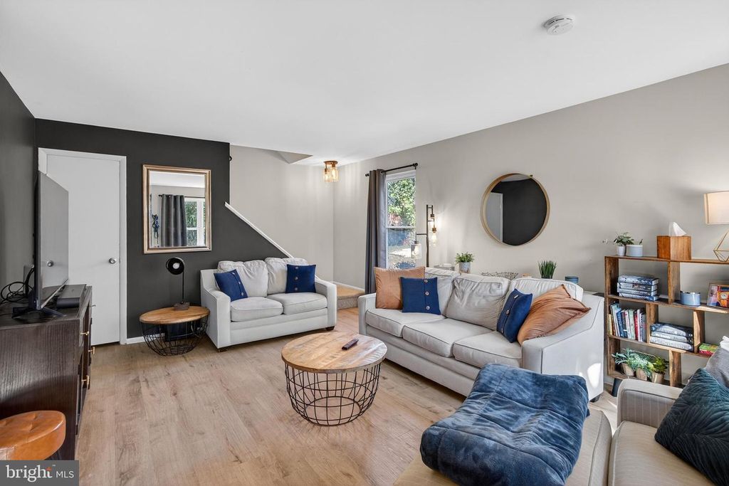 3037 HARBOUR DR, Palmyra, NJ 08065