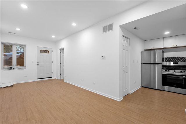 1313 W Chicago Avenue 1S, Chicago, IL 60642