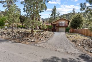 5203 Desert View Drive, Wrightwood, CA 92397