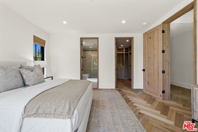 12527 Huston Street, Valley Village, CA 91607