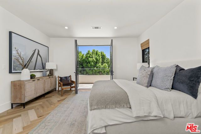 12527 Huston Street, Valley Village, CA 91607