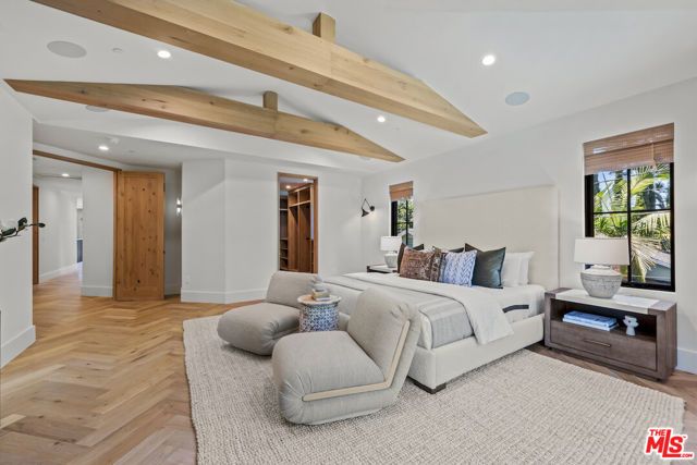 12527 Huston Street, Valley Village, CA 91607