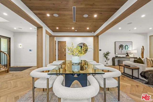 12527 Huston Street, Valley Village, CA 91607
