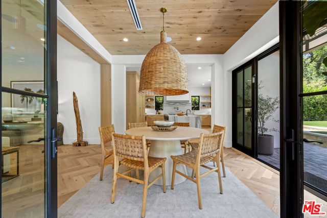 12527 Huston Street, Valley Village, CA 91607