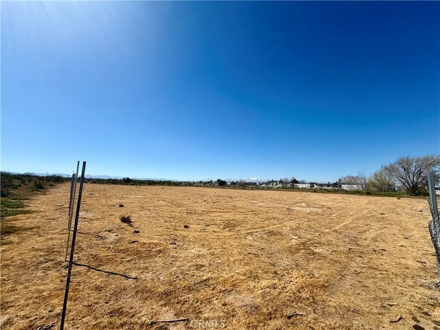 1 Lemon, Hesperia, CA 92345