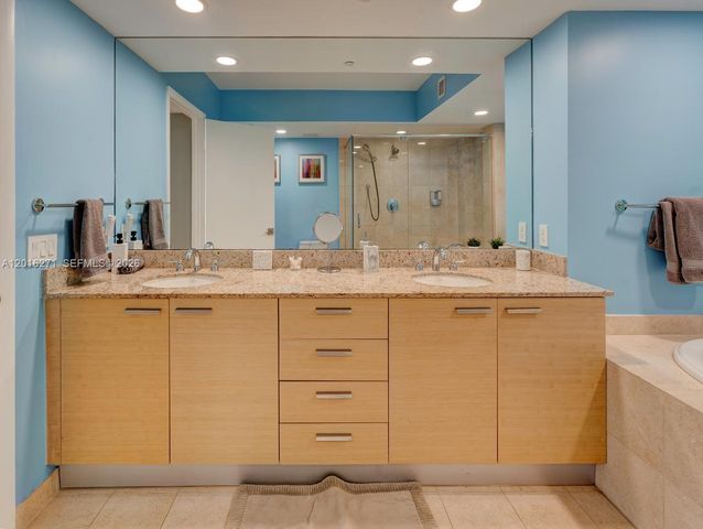 1830 S Ocean Dr 4903, Hallandale Beach, FL 33009