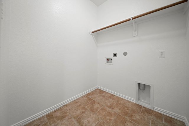 31739 Dover Oaks Lane, Spring, TX 77386