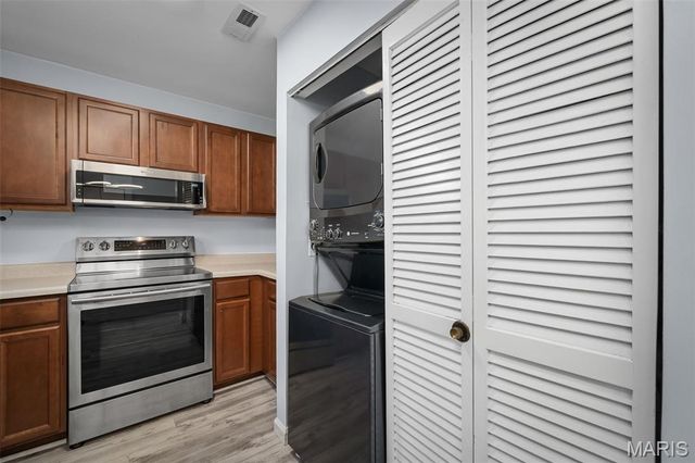 645 Sugar Trail Court 5, St Peters, MO 63376