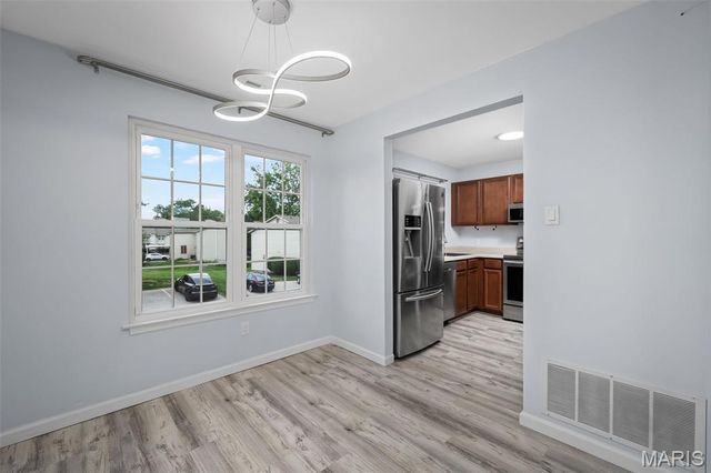 645 Sugar Trail Court 5, St Peters, MO 63376