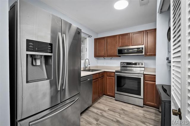 645 Sugar Trail Court 5, St Peters, MO 63376