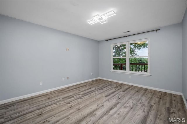 645 Sugar Trail Court 5, St Peters, MO 63376