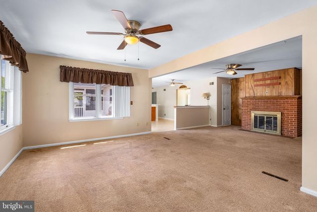 56 HIGHLAND AVE, Elkton, MD 21921