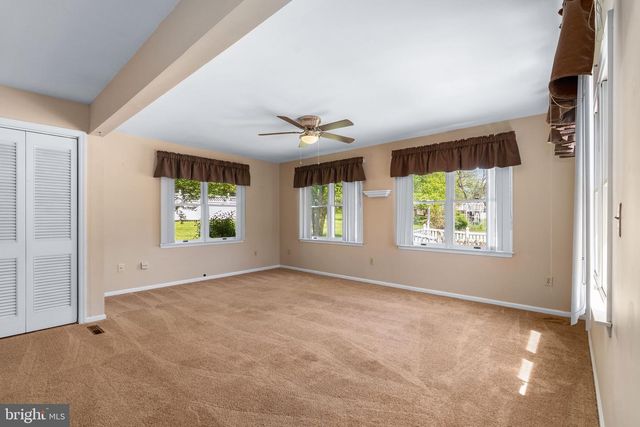 56 HIGHLAND AVE, Elkton, MD 21921