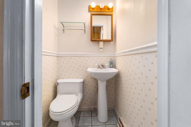 56 HIGHLAND AVE, Elkton, MD 21921